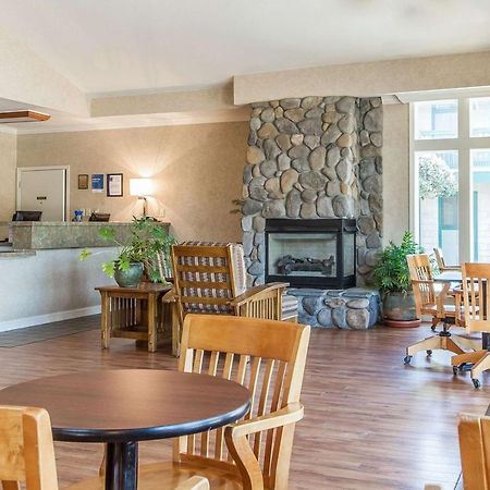 Quality Inn Half Moon Bay - Miramar Beach Экстерьер фото